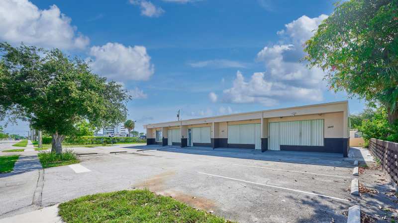 1620 Avenue E, West Palm Beach FL 33404