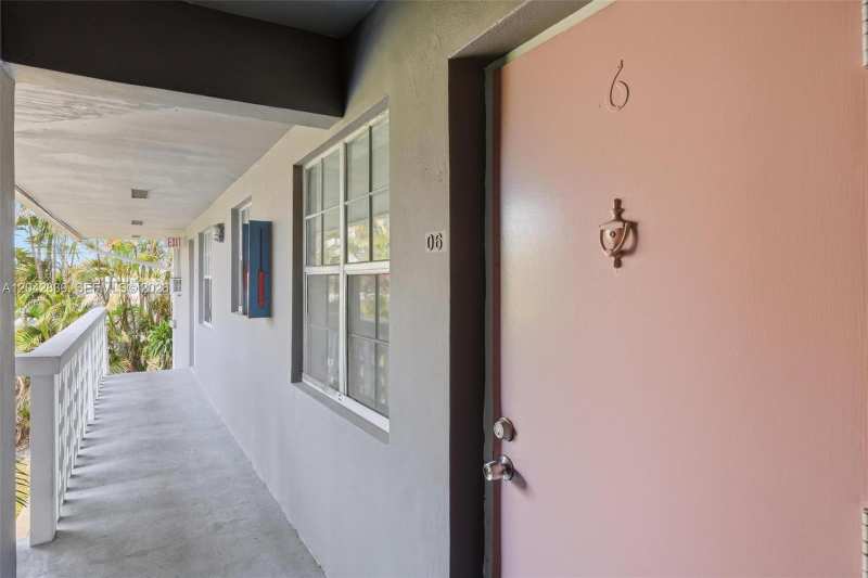 400 SE 31st St # 6, Fort Lauderdale FL 33316