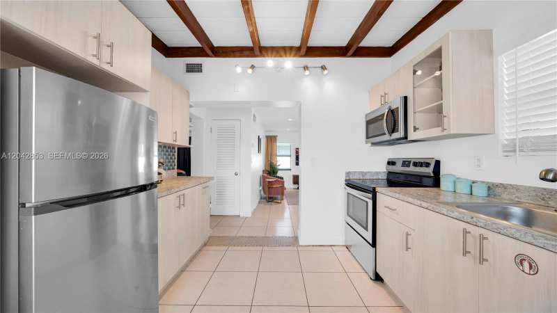 1704 Rodman St # 3, Hollywood FL 33020