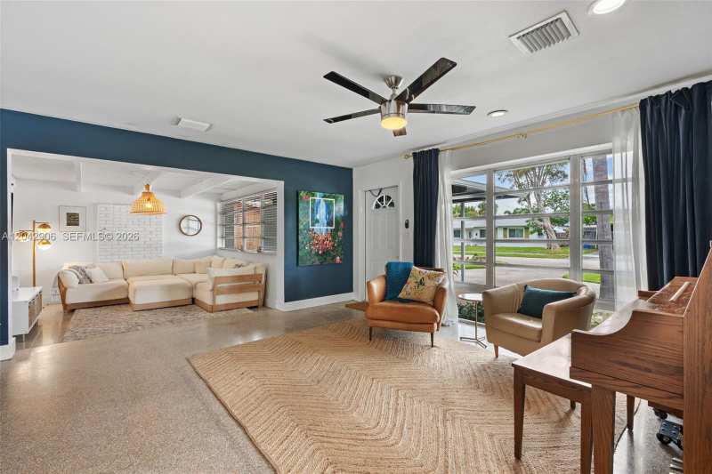 1250 NE 23rd Pl, Pompano Beach FL 33064