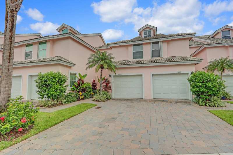 3306 Fairway Drive N, Jupiter FL 33477