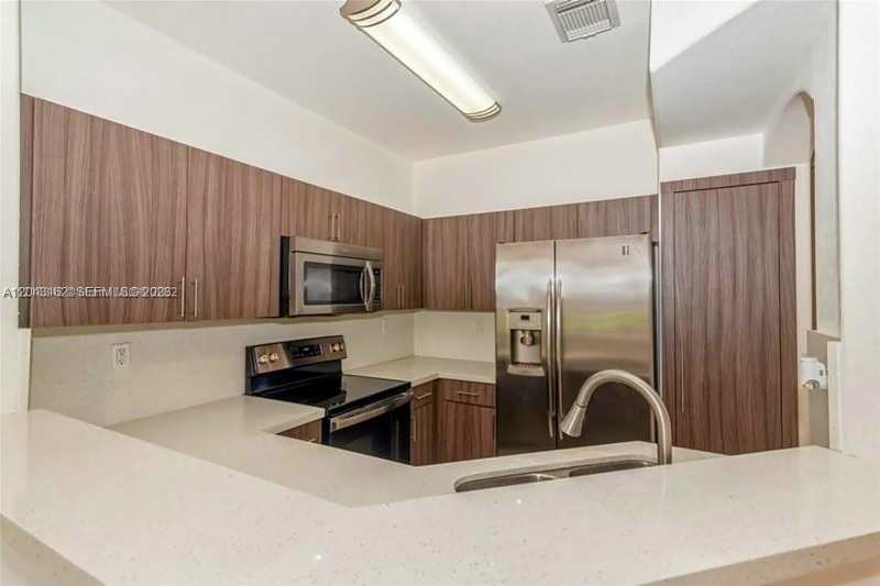 11497 NW 78th Ter, Doral FL 33178