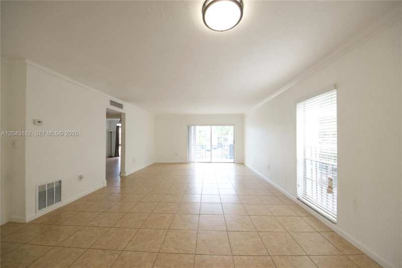 6900 N Kendall Dr # A209, Pinecrest FL 33156