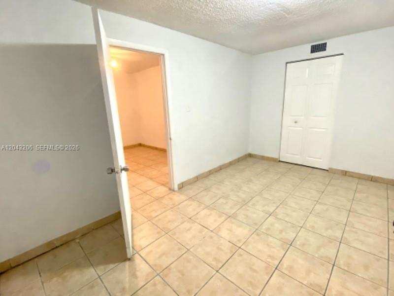 4307 SW 9th ST # 4307, Miami FL 33134