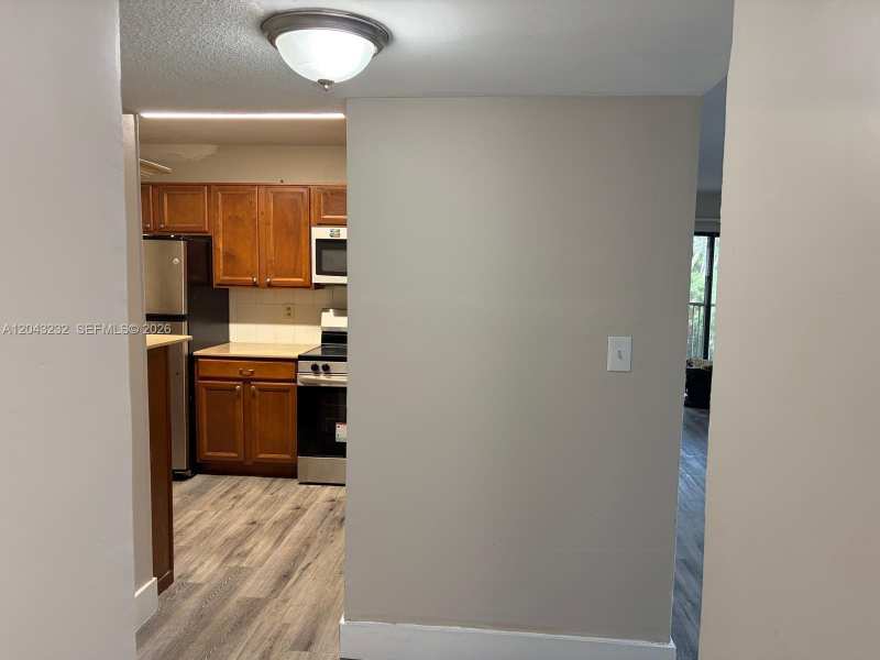 3400 Foxcroft Rd # 215, Miramar FL 33025