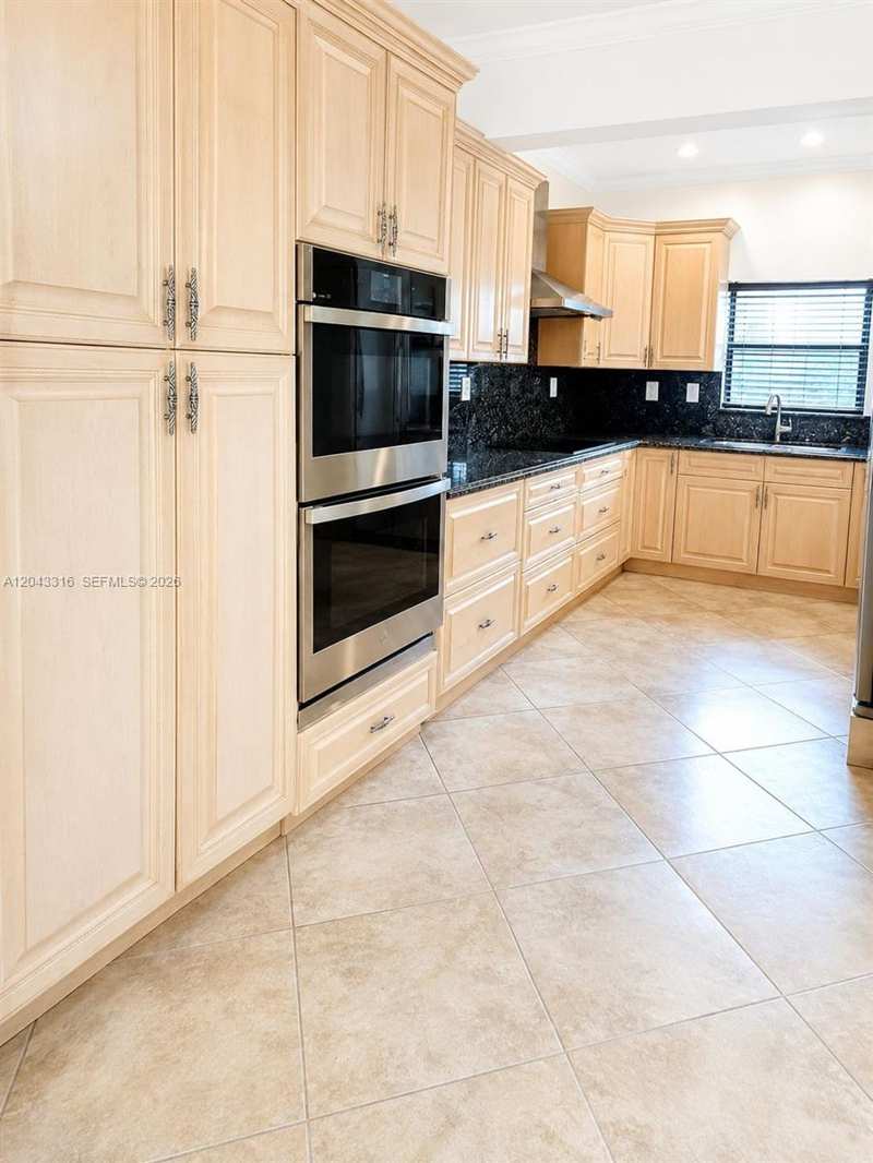 3701 Starboard Ave, Cooper City FL 33026