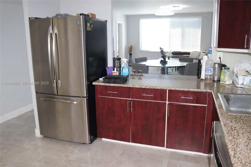 1150 NE 191st St # 37, Miami FL 33179
