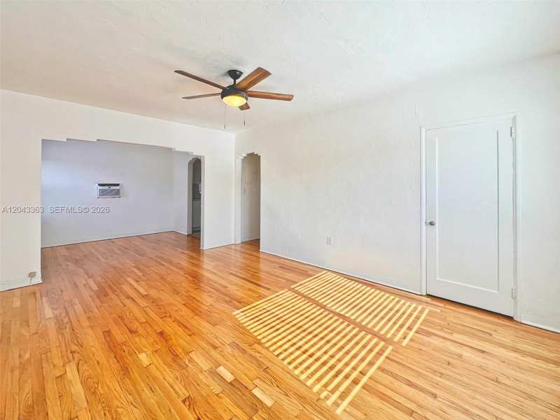 2102 SW 14 Ter # 1466, Miami FL 33145