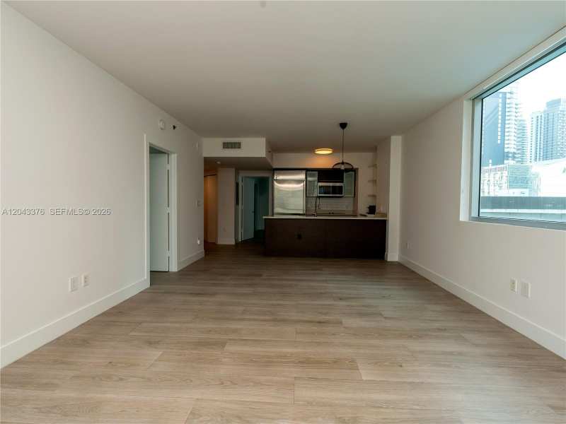 500 Brickell Ave # 1407, Miami FL 33131