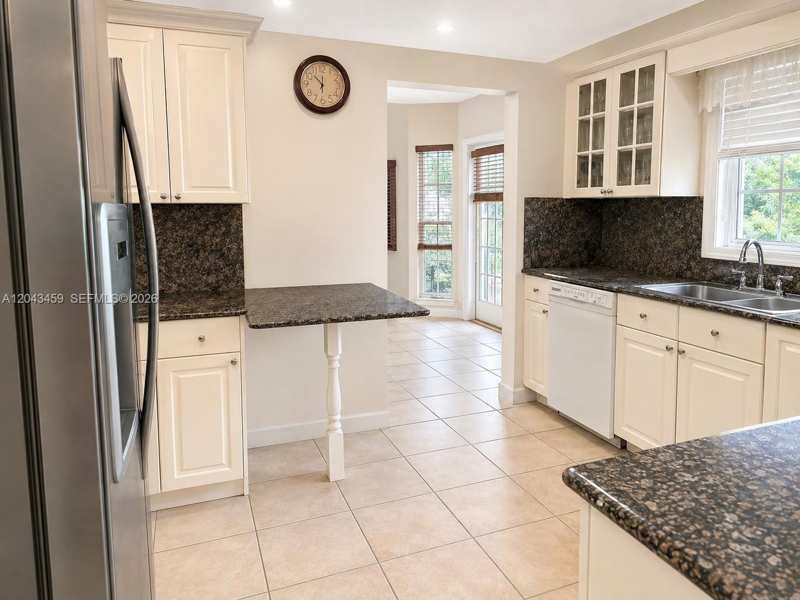 9812 SW 77th Pl, Miami FL 33156