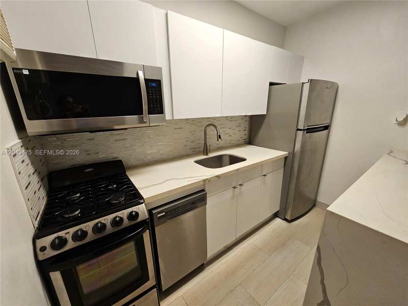 1723 Liberty St # 3, Hollywood FL 33020