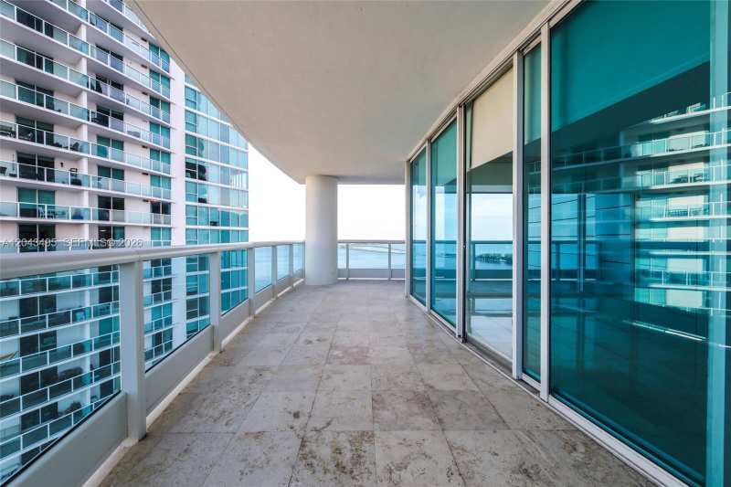 2127 Brickell Ave # 2504, Miami FL 33129