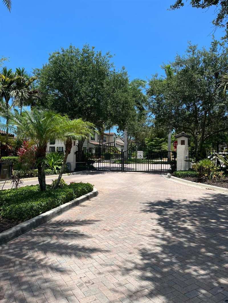 4642 Mediterranean Circle # 4642, Palm Beach Gardens FL 33418
