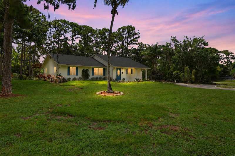 5750 Royal Palm Beach Boulevard, West Palm Beach FL 33411