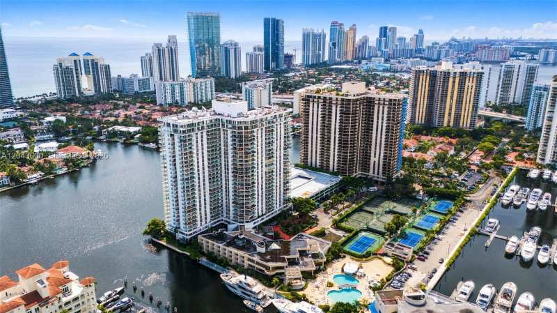 19707 Turnberry Way # 23C, Aventura FL 33180