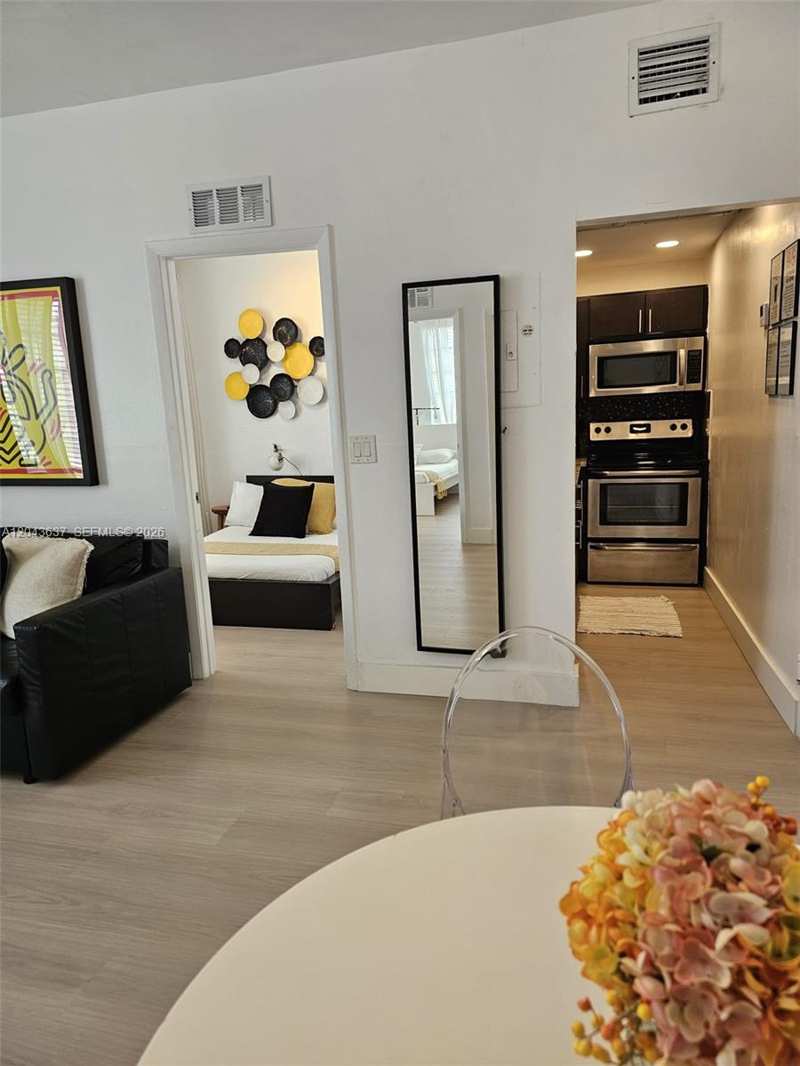 750 Collins Ave # 306, Miami Beach FL 33139