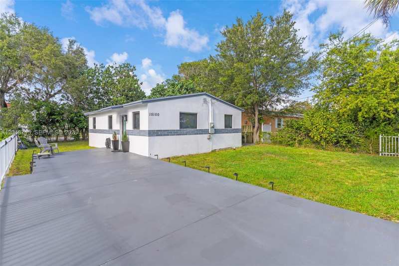 15100 NE 14th Ct, North Miami Beach FL 33162
