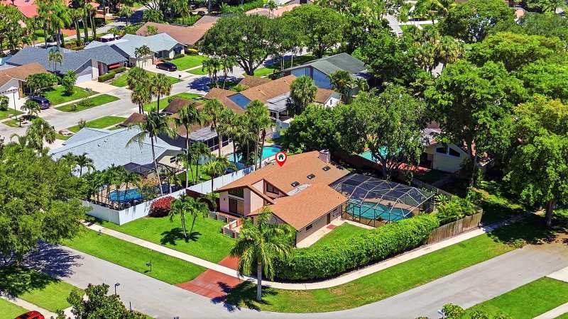 21540 Kapok Circle, Boca Raton FL 33433
