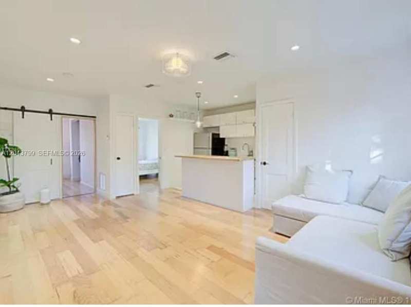 840 Michigan Ave # 7, Miami Beach FL 33139