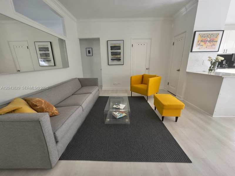 836 10th St # 5, Miami Beach FL 33139