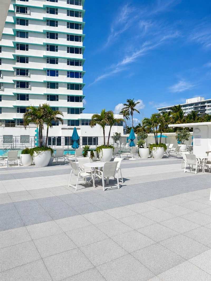 5255 Collins Ave # 7B, Miami Beach FL 33140