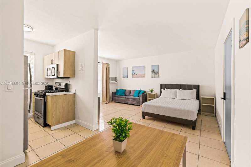 7340 Harding Ave # 16, Miami Beach FL 33141