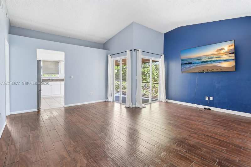 1855 SE 6th Ct, Homestead FL 33033