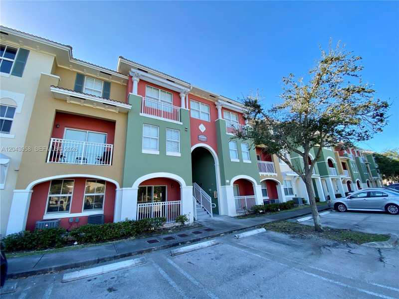 11202 NW 83rd St # 106, Doral FL 33178