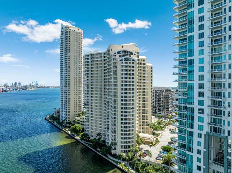 888 Brickell Key Dr # 2610, Miami FL 33131