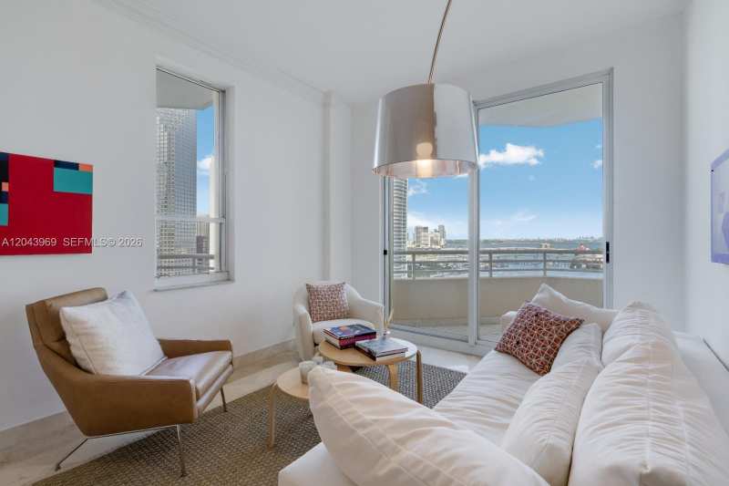 888 Brickell Key Dr # 2610, Miami FL 33131