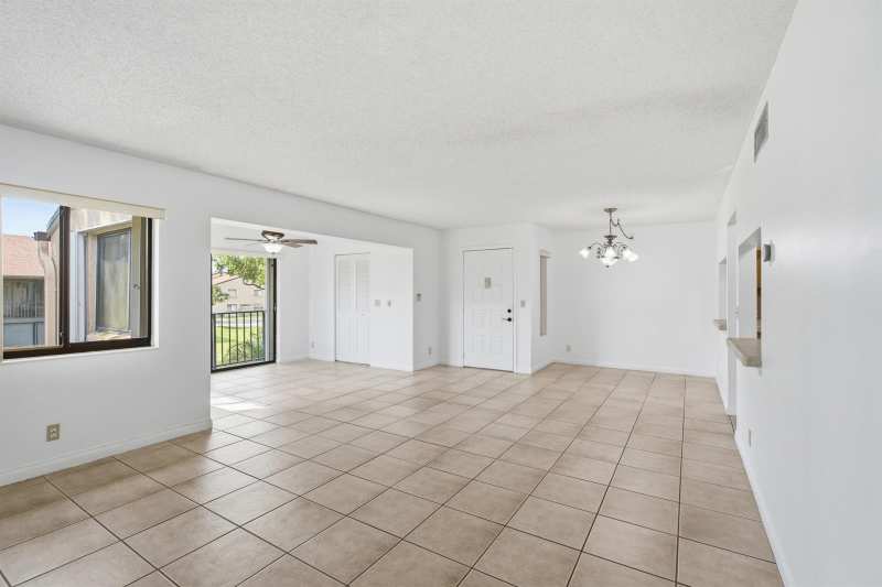 518 Shady Pine Way # B2, FL 33415