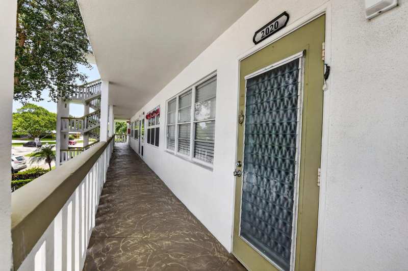 2020 Durham A, Deerfield Beach FL 33442