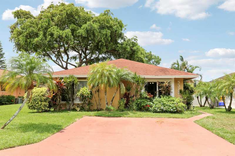 5373 Gene Circle, West Palm Beach FL 33415