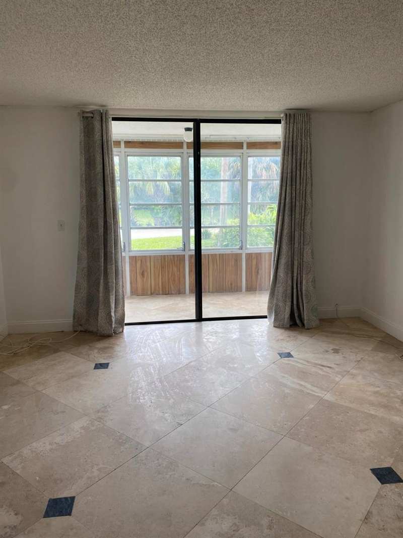 2840 Somerset Drive # M, Lauderdale Lakes FL 33311