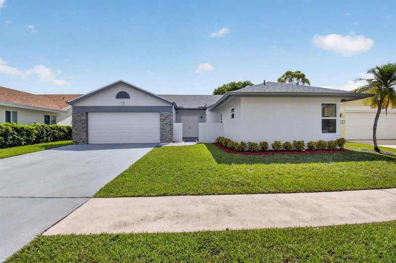 21070 Woodspring Avenue, Boca Raton FL 33428