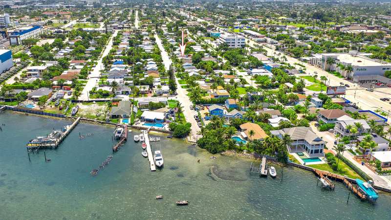 200 E 24th Street, Riviera Beach FL 33404