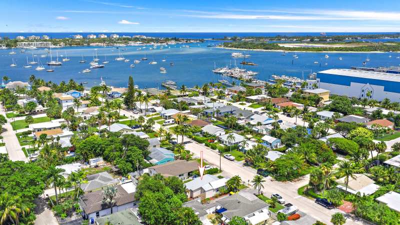 200 E 24th Street, Riviera Beach FL 33404