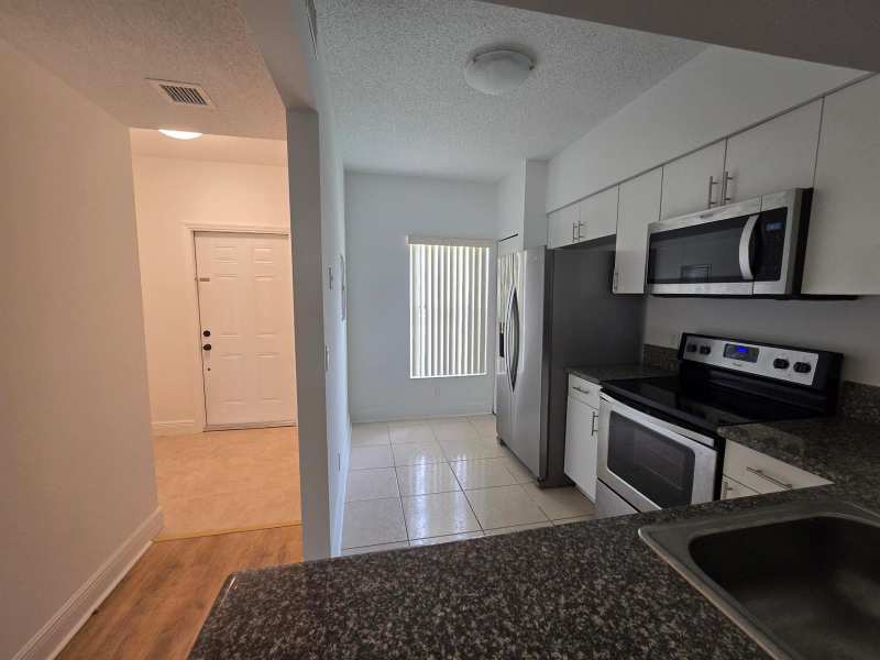 78 Simonton Circle, Weston FL 33326