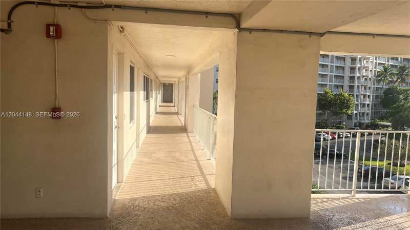 2901 S Palm Aire Dr # 408, Pompano Beach FL 33069