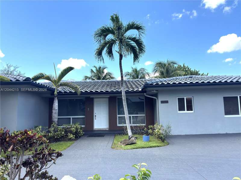 13140 Coronado Dr, North Miami FL 33181