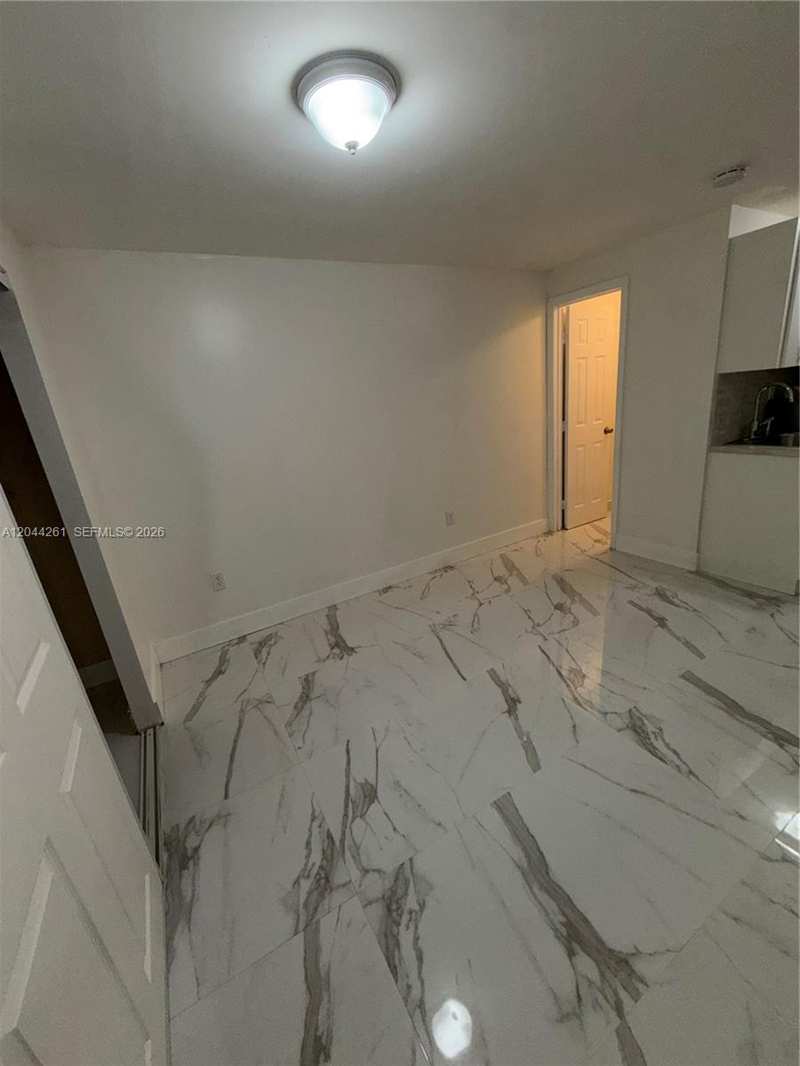 6497 W 8th Ln # 6497, Hialeah FL 33012