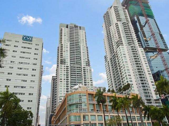 253 NE 2nd St # 1901, Miami FL 33132