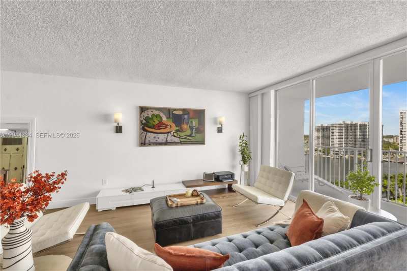 2851 NE 183rd St # 1412E, Aventura FL 33160