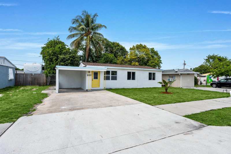 2029 Ardmore Road, West Palm Beach FL 33409