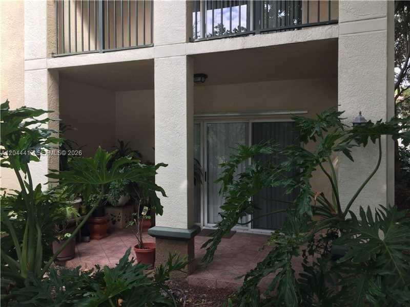 2464 Centergate Dr # 101, Miramar FL 33025