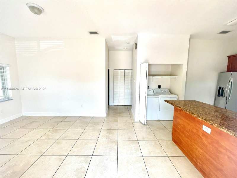 2487 W 5th Ct, Hialeah FL 33010