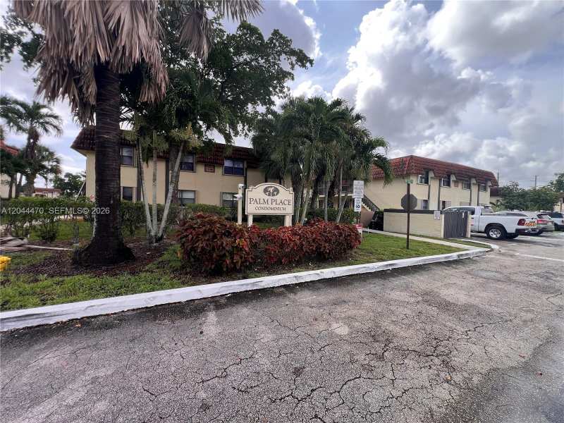 451 NW 100th Pl # 101, Pembroke Pines FL 33024