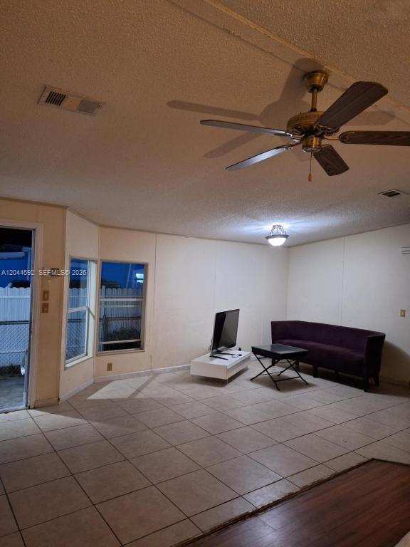1233 SW 130 Ave # 1233, Miami FL 33184