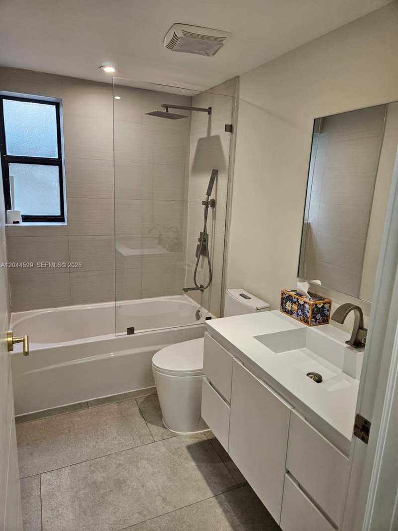 20401 NE 30th Ave # 8, Aventura FL 33180