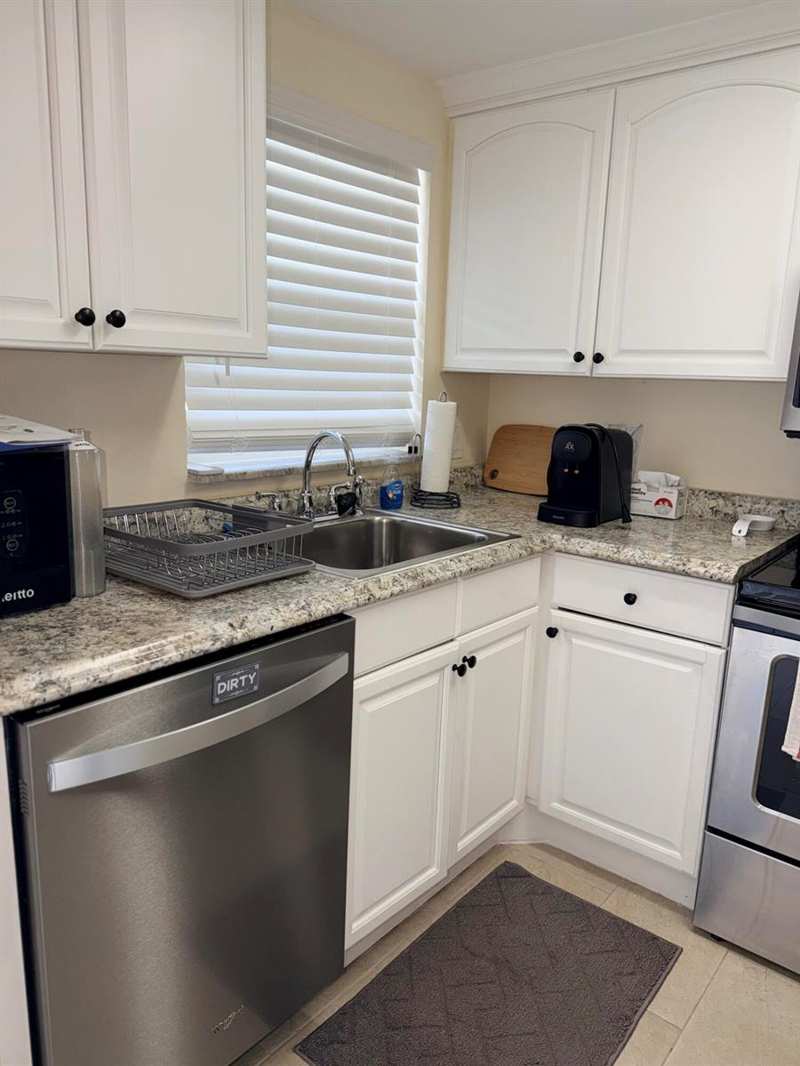 1630 Embassy Drive # 104, West Palm Beach FL 33401